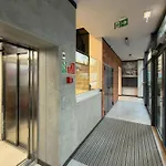 Apartamento Elegant Mieszczanska With Air Conditioning, & Gym By Renters Prestige Breslavia