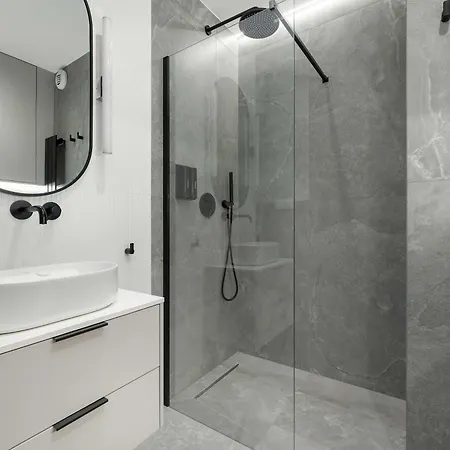 Daire Elegant Mieszczanska With Air Conditioning, & Gym By Renters Prestige Wroclaw